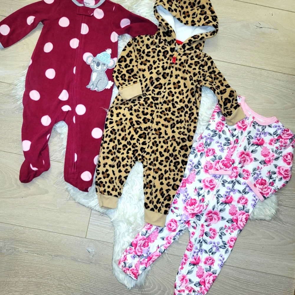 NWOT, beautiful winter Fleece/ Cotton Pajamas,  6m